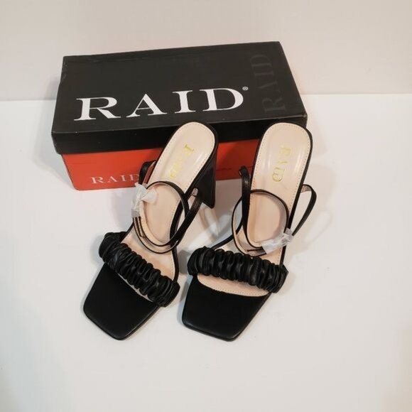 NIB RAID Wide Fit Waverly ruched heeled‎ sandals in black Size 5 - Picture 2 of 8